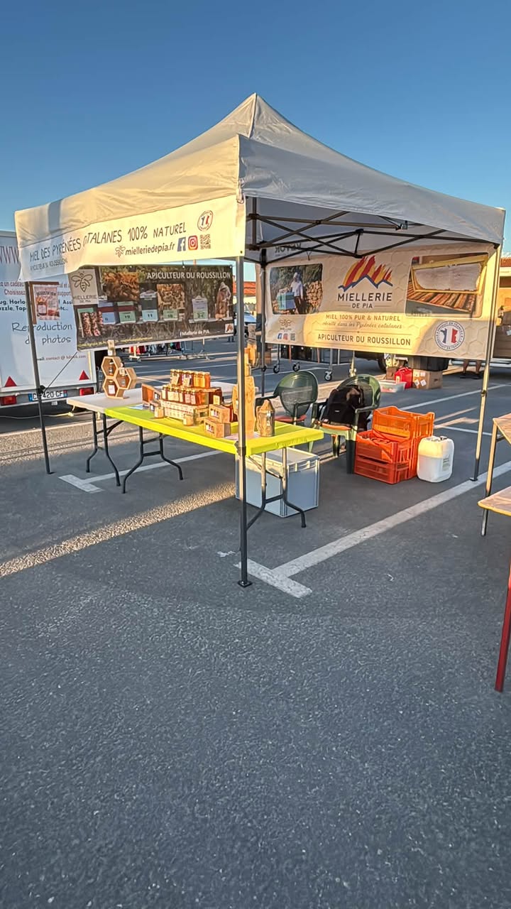 On vous attend 